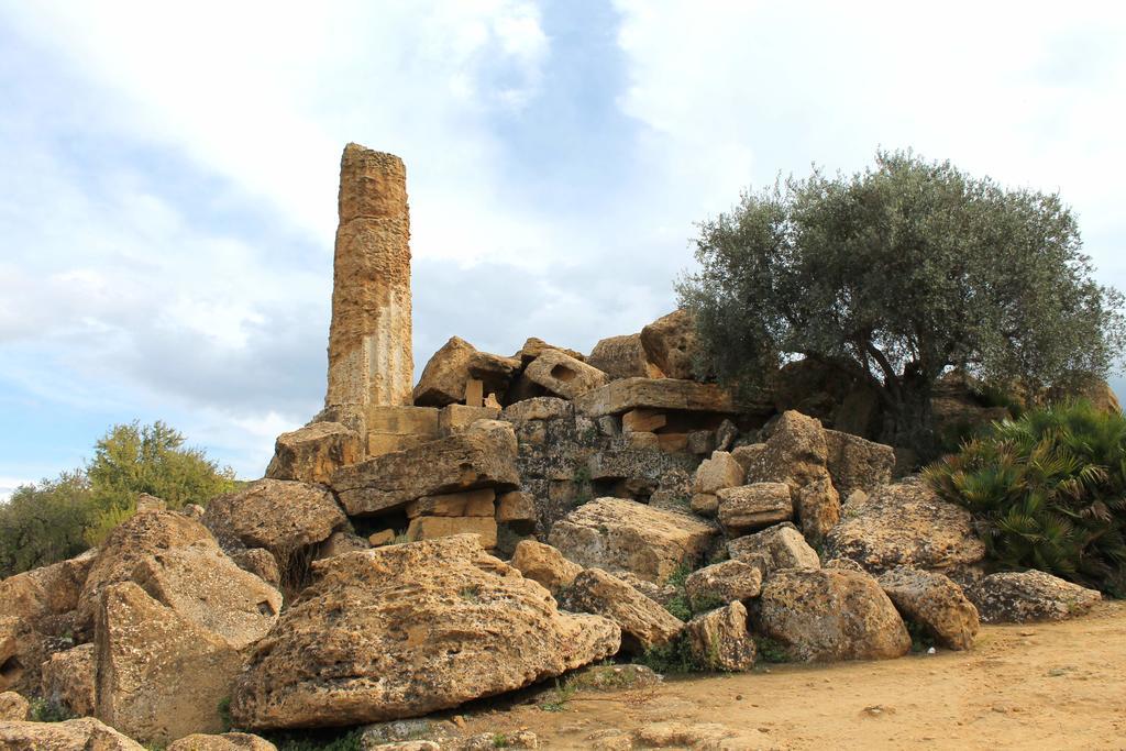 Casa Vistosa Agrigento Apartment ภายนอก รูปภาพ