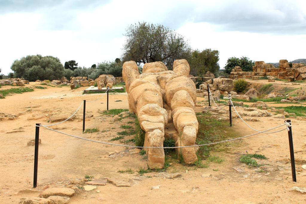 Casa Vistosa Agrigento Apartment ภายนอก รูปภาพ